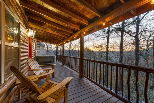 Branson Romance - Log Cabin for 2 w/Hot Tub