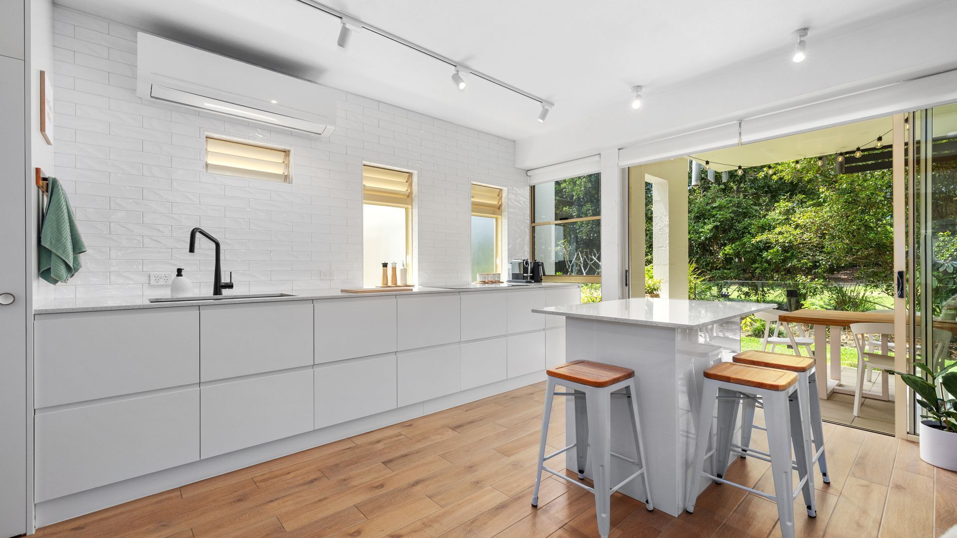 Microwave, oven, dishwasher