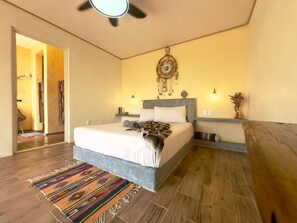 Desk, laptop workspace, free WiFi - Casa Jasmin Troncones (Troncones)