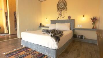 Deluxe Double Room, Ocean View | Desk, laptop workspace, free WiFi