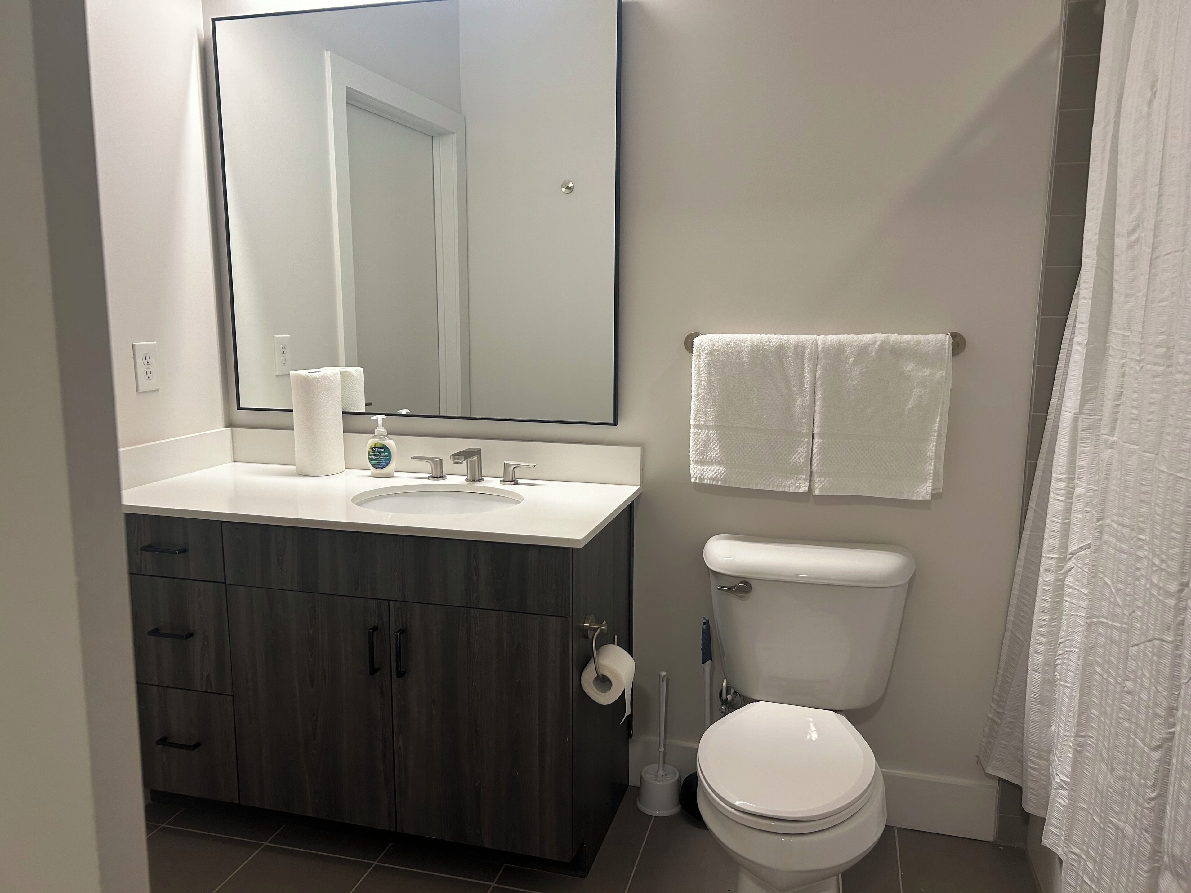 Handtücher, Seife, Toilettenpapier