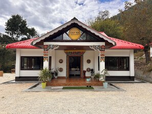 Restaurant - Zen Resort (West Kameng)