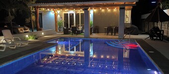 Charming 2-bedroom house with WiFi, AC in adorable Las Isletas