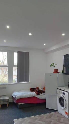 Studio Flat 2 Nelson Town Centre

