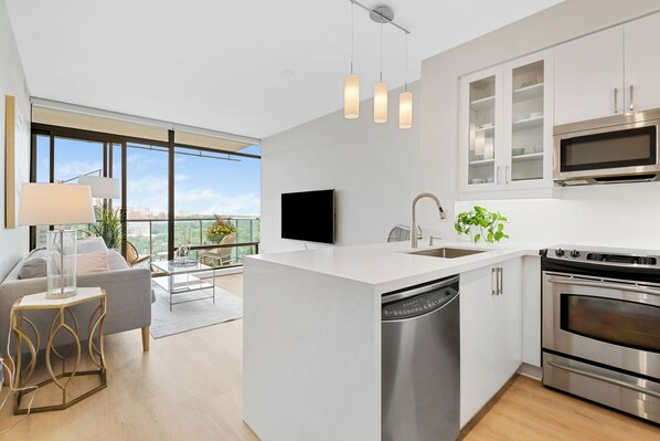 Interior - Yorkville Magic. 
 Toronto's Finest Neighbourhood (Toronto)