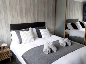 3 bedrooms, free WiFi, bed sheets