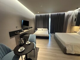 Sábanas de algodón egipcio, ropa de cama de alta calidad y minibar 