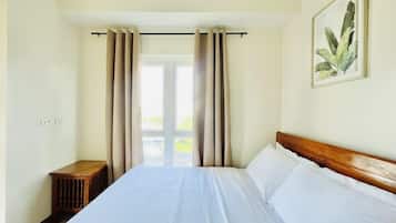 2 bedrooms, iron/ironing board, bed sheets, wheelchair access