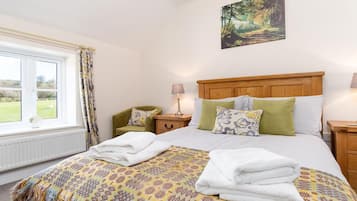 2 dormitorios, tabla de planchar con plancha, wifi y ropa de cama