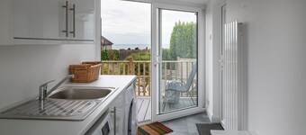 Awel Fryn - Three Bedroom Cottage, Sleeps 6