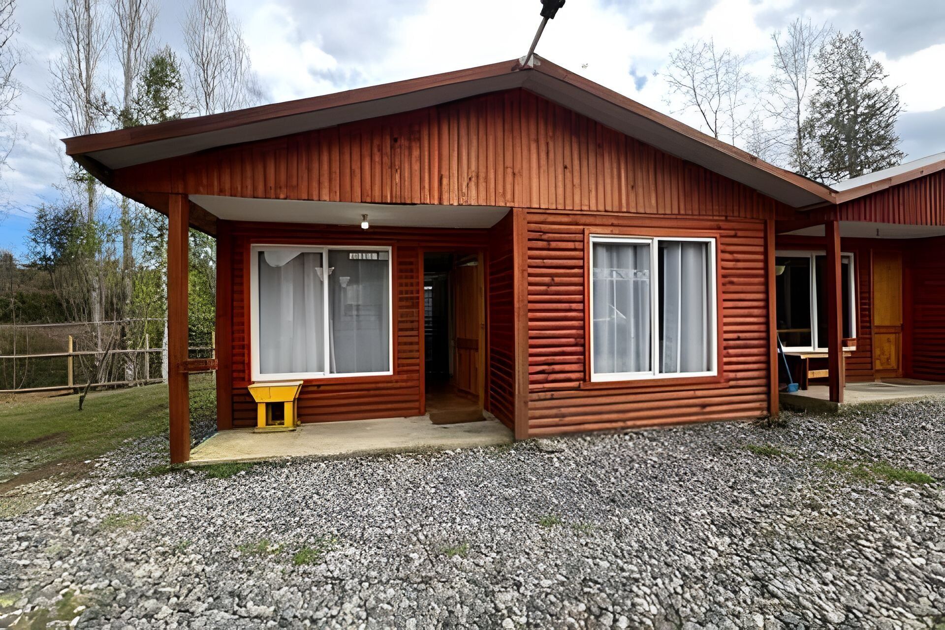 Cabin (03) | Exterior