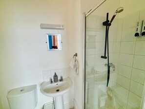 Comfort Suite | Blackout curtains, iron/ironing board, free WiFi - Le Papillon Hotel Blackpool (Blackpool)
