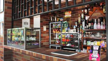 Bar al costat de la piscina