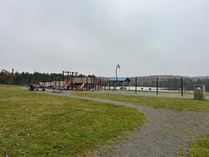 Children’s area - Welcome to this beautiful cozy and peaceful unit at the heart of East Saint John (Saint John)