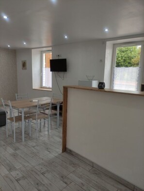 Dining - Chez Nathalie (La Celle-sur-Loire)