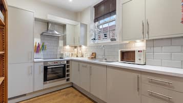 Fridge, microwave, dishwasher, toaster
