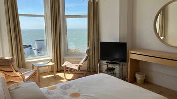5 bedrooms, iron/ironing board, travel cot, free WiFi