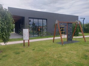 Garden - Holiday Apartments Near the Beach (Ustronie Morskie)