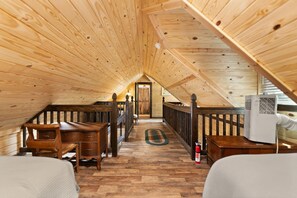 2 chambres, bureau, literie fournie