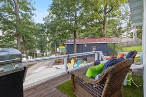 Property grounds - Sandbox 9-Fire Pit, SUPs, Boat Slip, Grill (Sunrise Beach)
