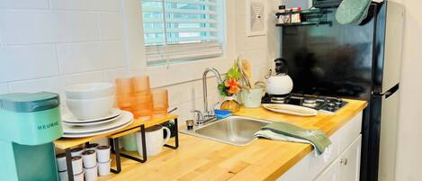 Microwave, stovetop