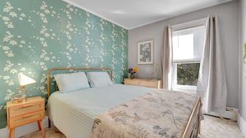 1 chambre, fer et planche à repasser, Wi-Fi, draps fournis