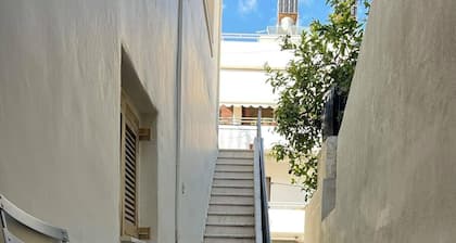 Comfy studio near city center