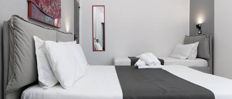 1 habitación, tabla de planchar con plancha, wifi y ropa de cama