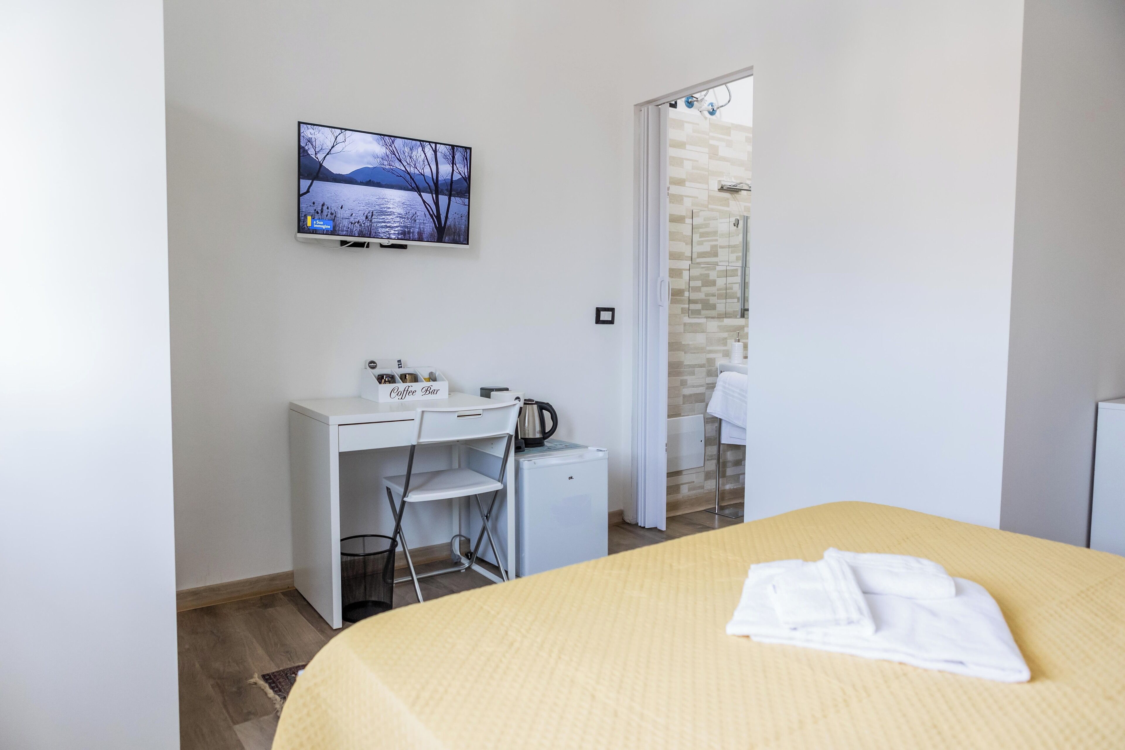 1 chambre, fer et planche à repasser, Wi-Fi, draps fournis