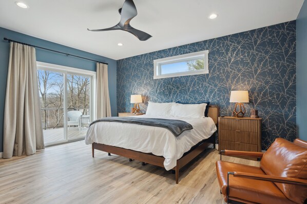 5 bedrooms, iron/ironing board, free WiFi, bed sheets