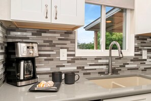 House, Multiple Beds, Balcony, Garden View (1119 S Edinburgh Drive) | Private kitchen | Fridge, microwave, oven, stovetop - Rmnp Retreat - Group-friendly Home Near Estes Park (Loveland)