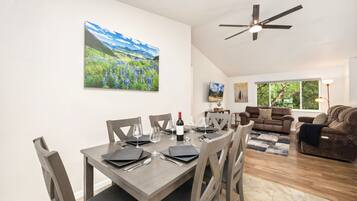 House, Multiple Beds, Balcony, Garden View (1119 S Edinburgh Drive) | Dining