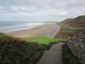 Beach nearby, sun loungers