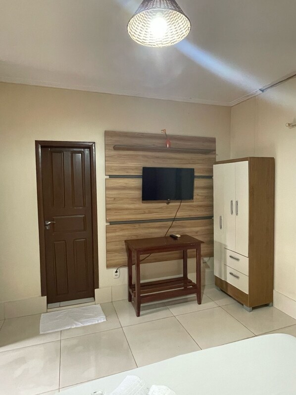 Basic Double Room, Courtyard View | Desk, laptop workspace, free WiFi
