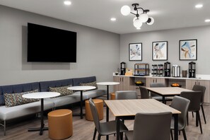 Free daily on-the-go breakfast  - Hyatt Studios Mobile/Tillmans Corner (Mobile)