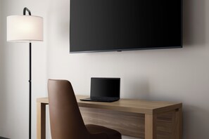 Desk, laptop workspace, free cots/infant beds, free WiFi - Hyatt Studios Mobile/Tillmans Corner (Mobile)