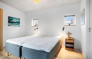 4 室のベッドルーム、旅行用ベビーベッド、WiFi (無料)