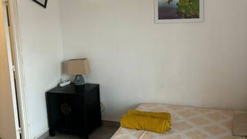 Studio | 1 bedroom, blackout curtains, free WiFi