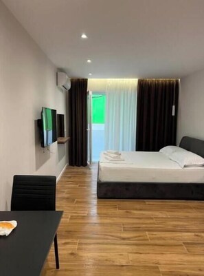1 bedroom