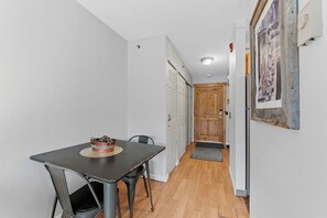 Apartment (2 Bedrooms) | Exterior