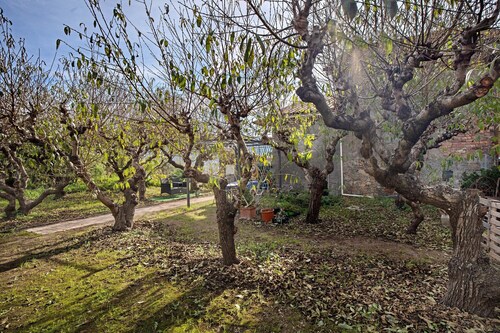 Apartment 'Casa Vita' with Sea View, Private Garden and Wi-Fi