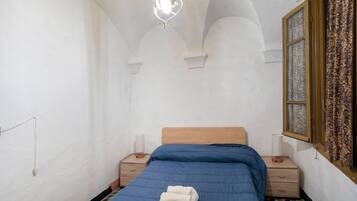 1 quarto, Wi-Fi de cortesia, roupa de cama