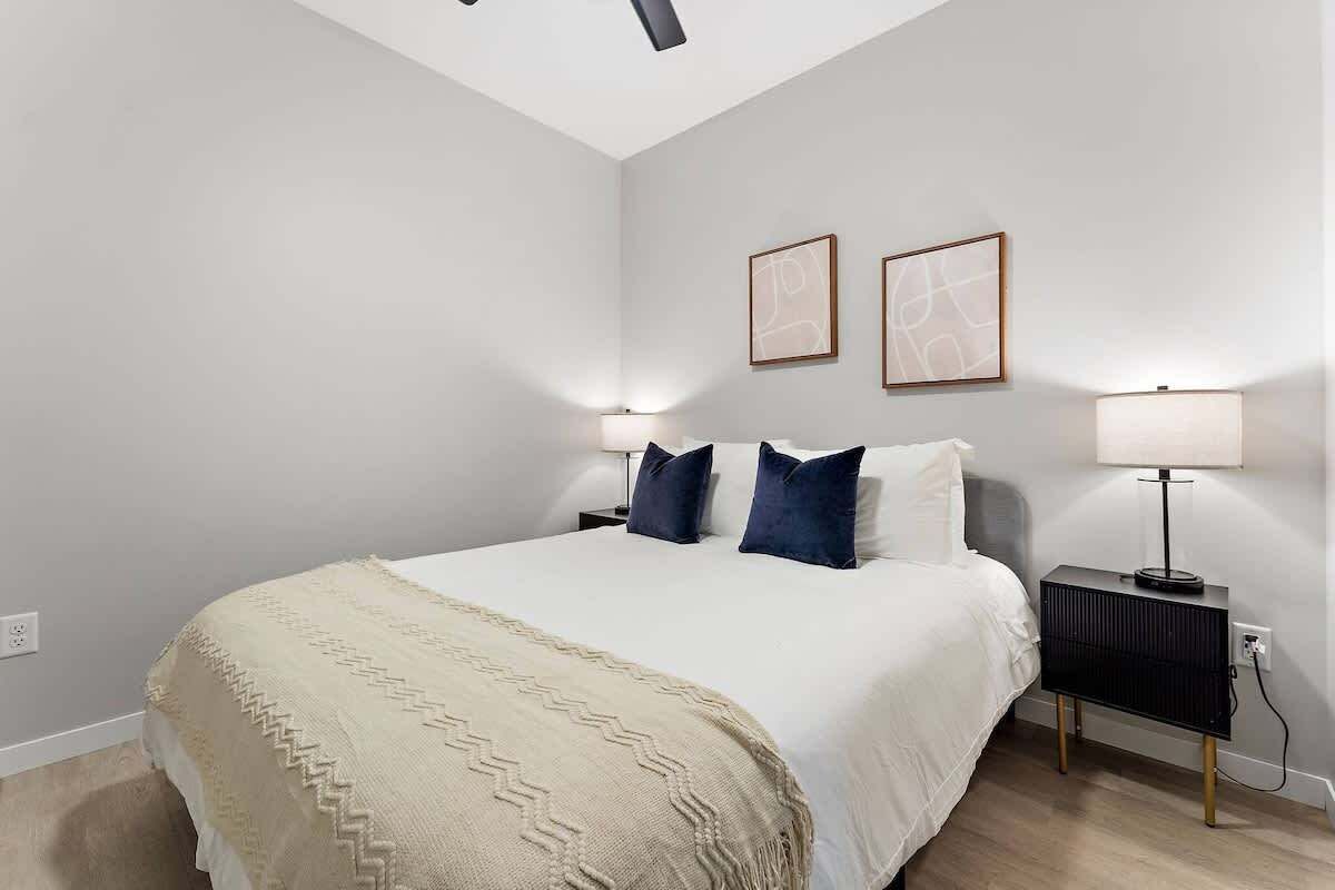 2 sovrum, strykjärn/strykbräda, wi-fi och sängkläder