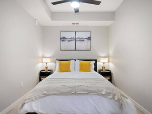 1 chambre, fer et planche à repasser, Wi-Fi, draps fournis