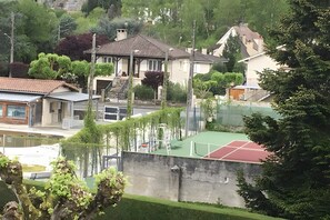 Sports court