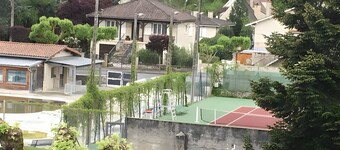 Holiday Home 'La Maison Du Tour De Ville' with Mountain View, Wi-Fi and Air Conditioning