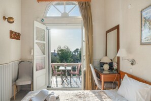 2 slaapkamers, een strijkplank/strijkijzer, gratis wifi, beddengoed