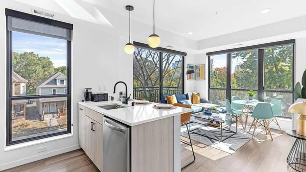 Interior - Modern Apt with Rooftop & Skyline Views (Minneapolis)