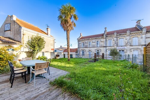 Maison de vacances 'Maison De Famille' avec terrasse privée et jardin privé