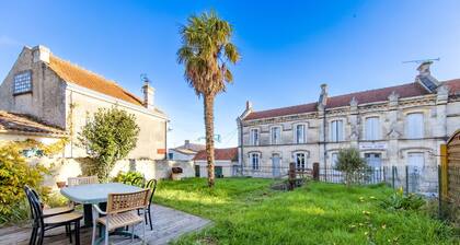 Holiday Home 'Maison De Famille' with Private Terrace and Private Garden